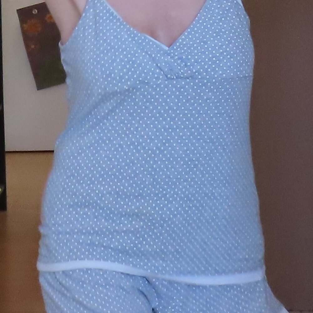 Steve comfy cotten tan and white polka dot shorts and plunge top, size M